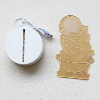 Little Astronaut - 3D Illusion Lamp - Image 7