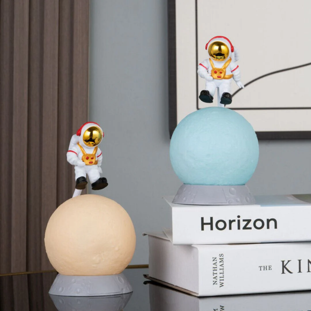 Astronaut Moon Night Lamp - A Cool Astronaut Theme Gift! - Image 4