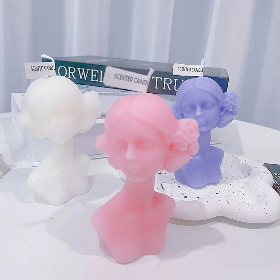 Blind Love Decorative Candle | Premium Fragrance Soy Wax Candle [9cm] - Image 3