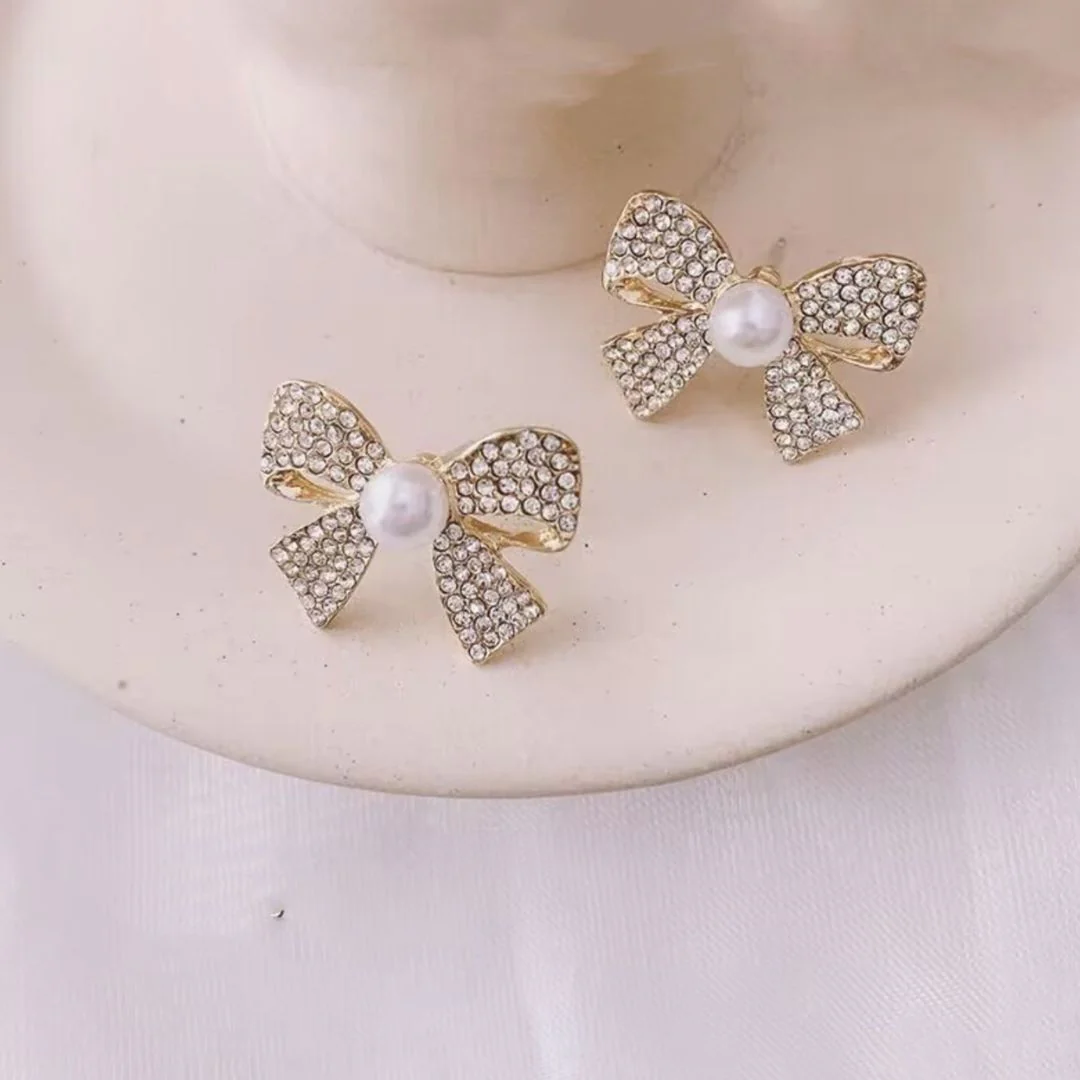 Bow Shaped Earrings | Elegant and Timeless Jewelry - Image 10