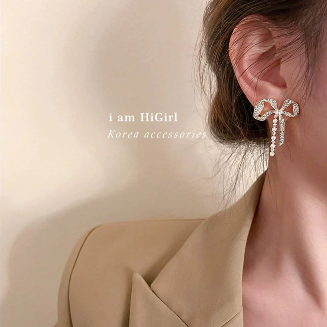 Bow Shaped Earrings | Elegant and Timeless Jewelry - Image 12