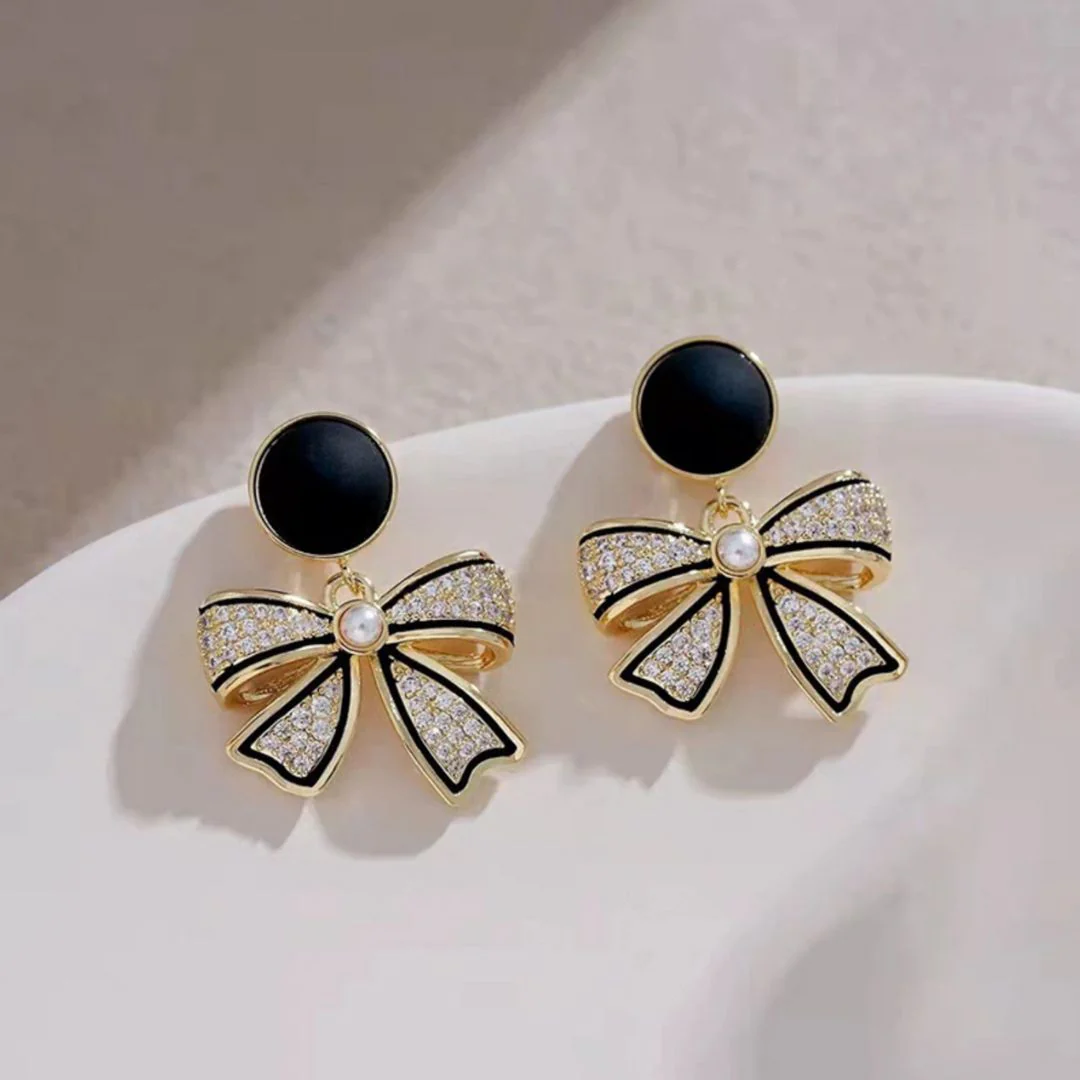 Bow Shaped Earrings | Elegant and Timeless Jewelry - Image 5