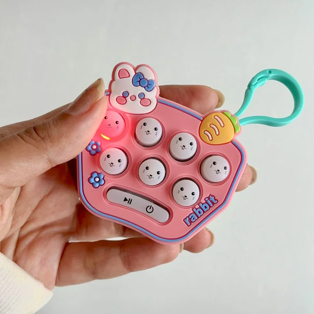 Bunny Popup Game Keyring | Endless Fun with Mr. Bunny! - Image 5