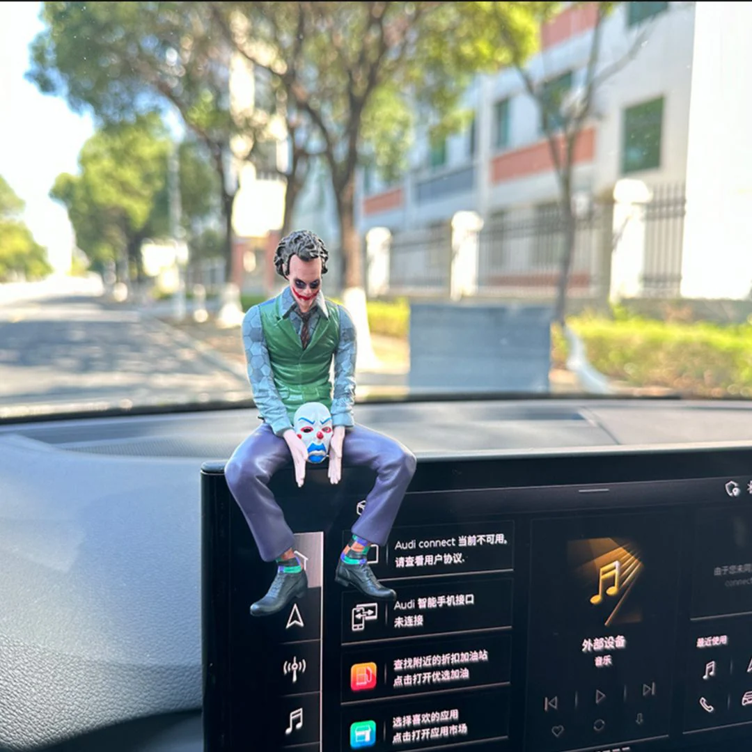 Car Dashboard Joker Statue – Unique Auto Decor for DC Fans - Image 6