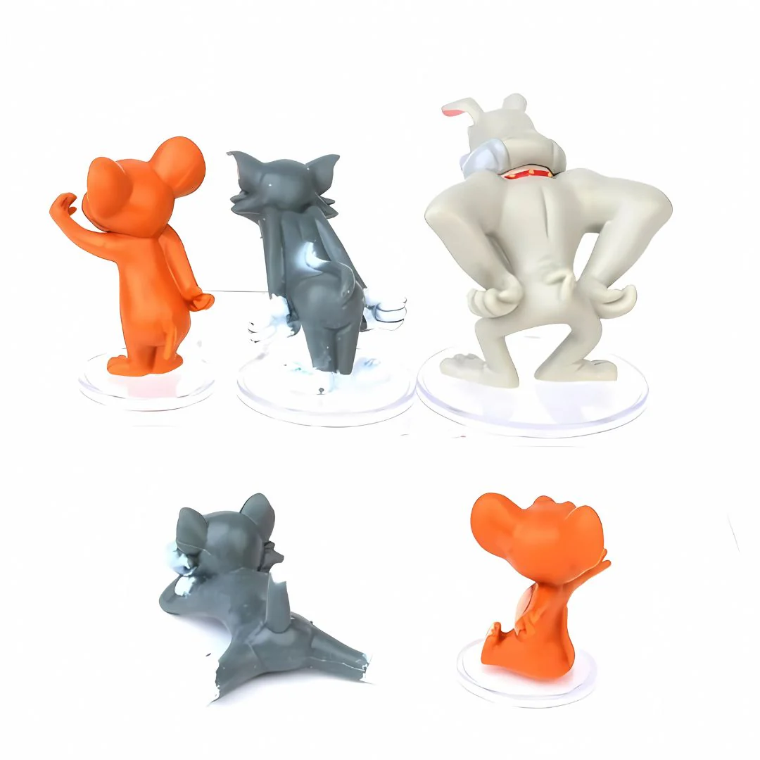 Classic Mischief: Tom and Jerry Collectible Figurine Set (5 Pieces) - Image 4