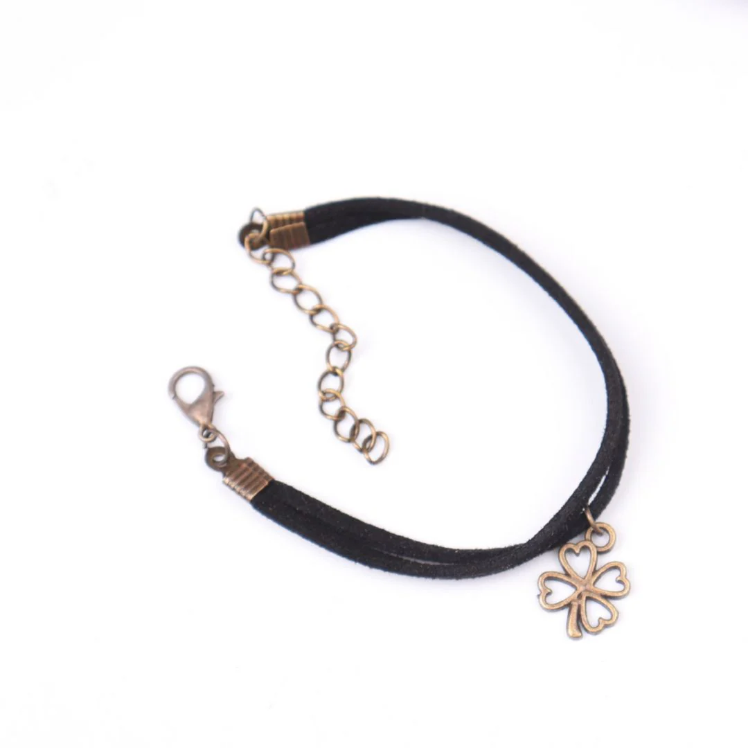 Lucky Bloom – Four Leaf Clover Charm Bracelet - Image 2