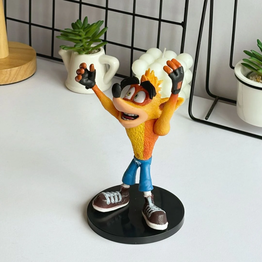 Crash Bandicoot Figurine: It's About Time - Cable Guy - Image 3