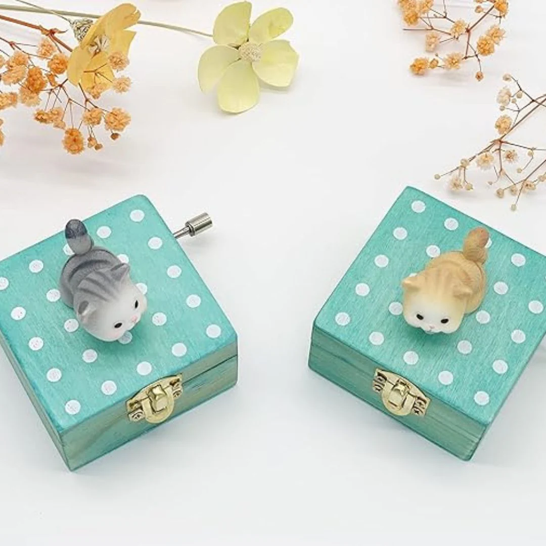 Cute Cat Music Box | Hand Crank Music Box - Image 2
