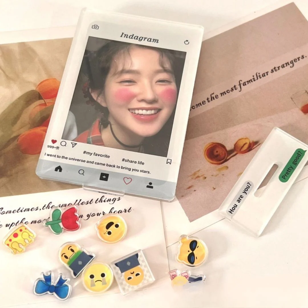 Cutest Polaroid Photo Frame | 3 inch Desktop Photo Frame with Emoji Sticker - Image 4