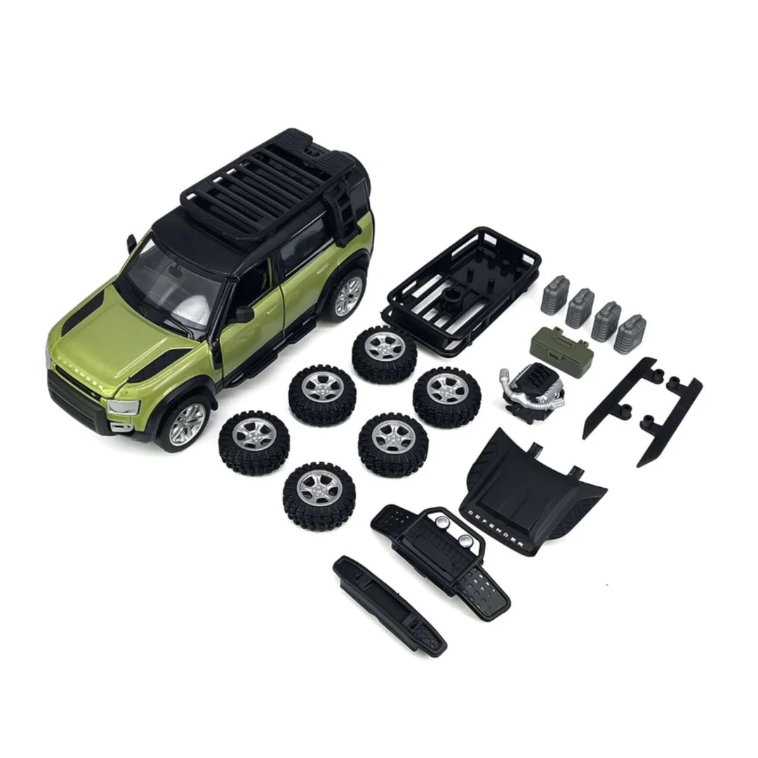 Land Rover Defender 110 Die Cast Model Car With Accessories - Image 2
