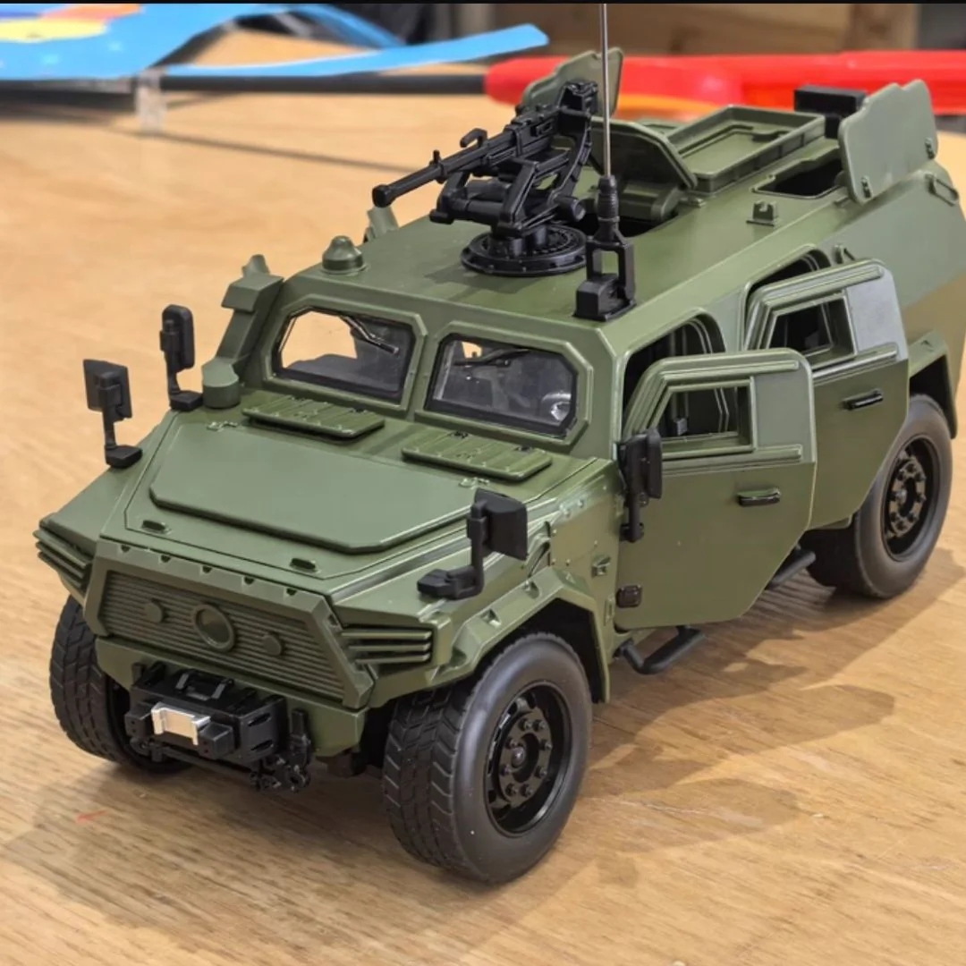 DFM Warrior Tactical Elite – Conquer Every Terrain - 1:18 SCALE