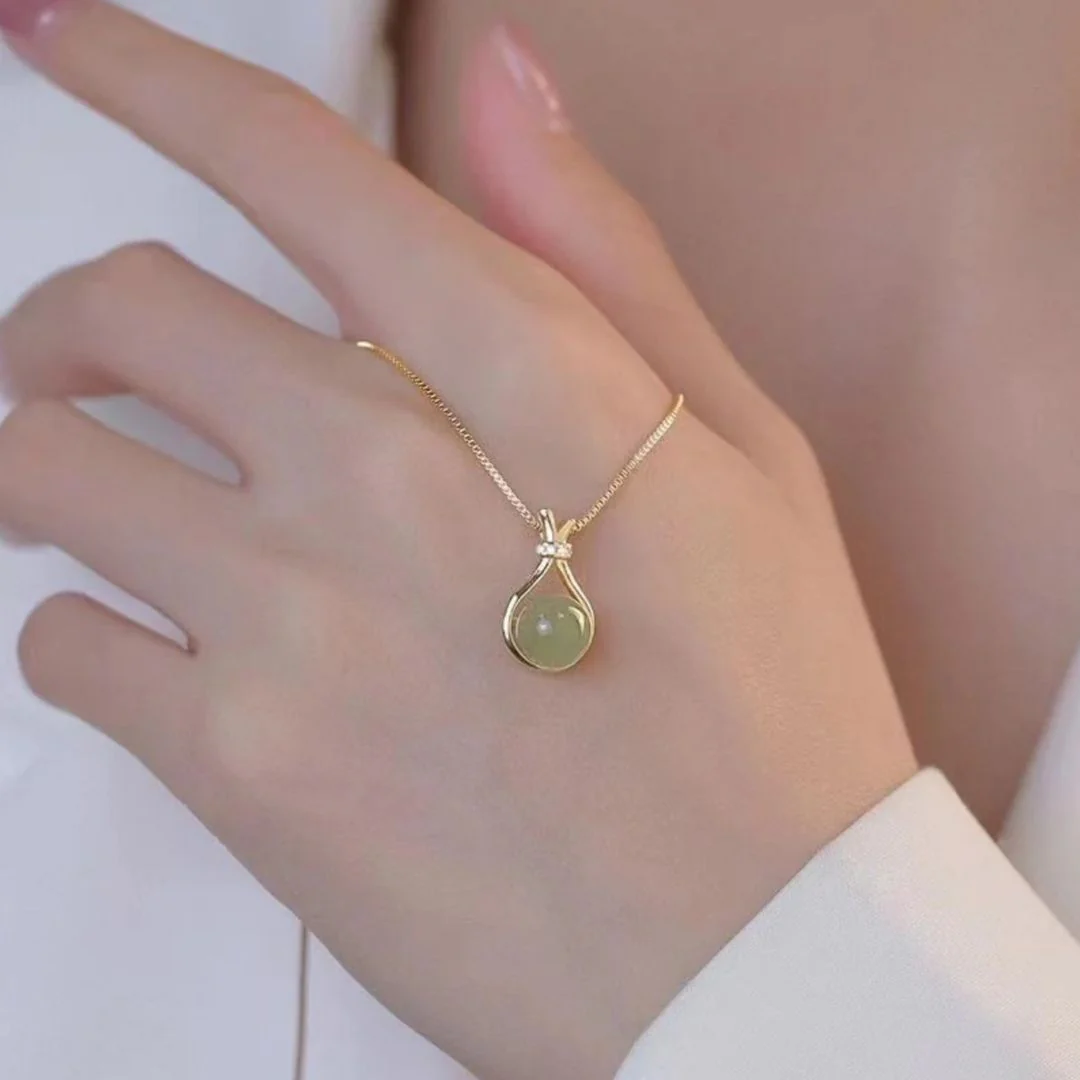 Elegant Teardrop Pendant Necklace – Jade Color Charm - Image 2