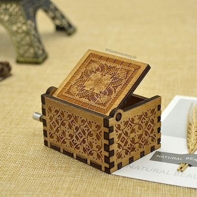 Falling in Love Music Wood Box | Hand Crank Wood Box | Gifts for Music Lover - Image 3