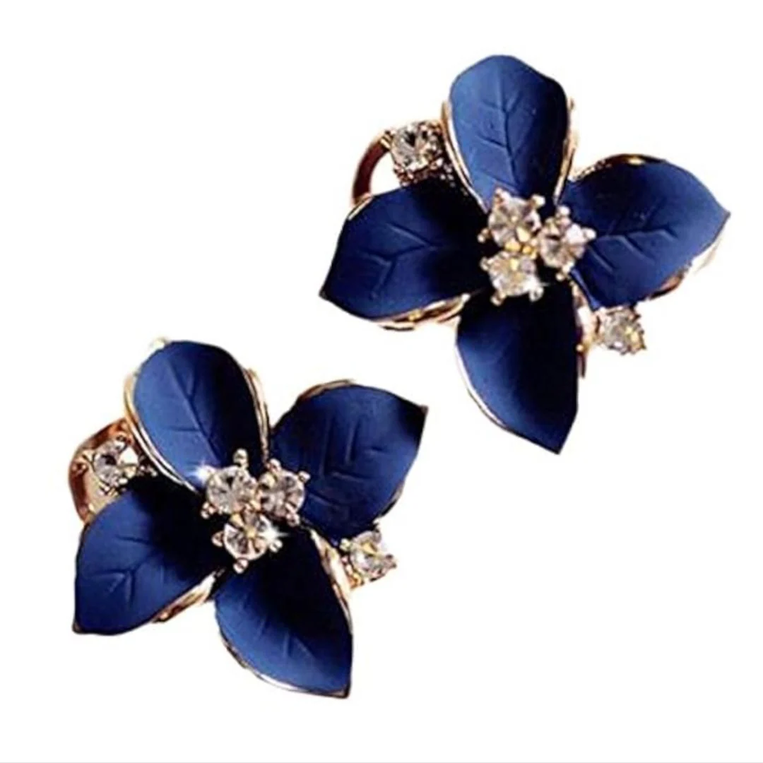 Blossom Gleam – Floral Stud Earrings - Image 2