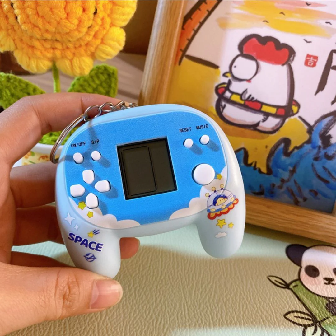 Game Console Pendant Keychain – Playable Mini Handheld Game Machine - Image 3