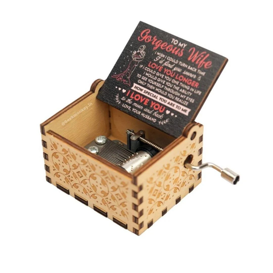 My Gorgeous Wife - Hand Crank Wood Box - Image 4
