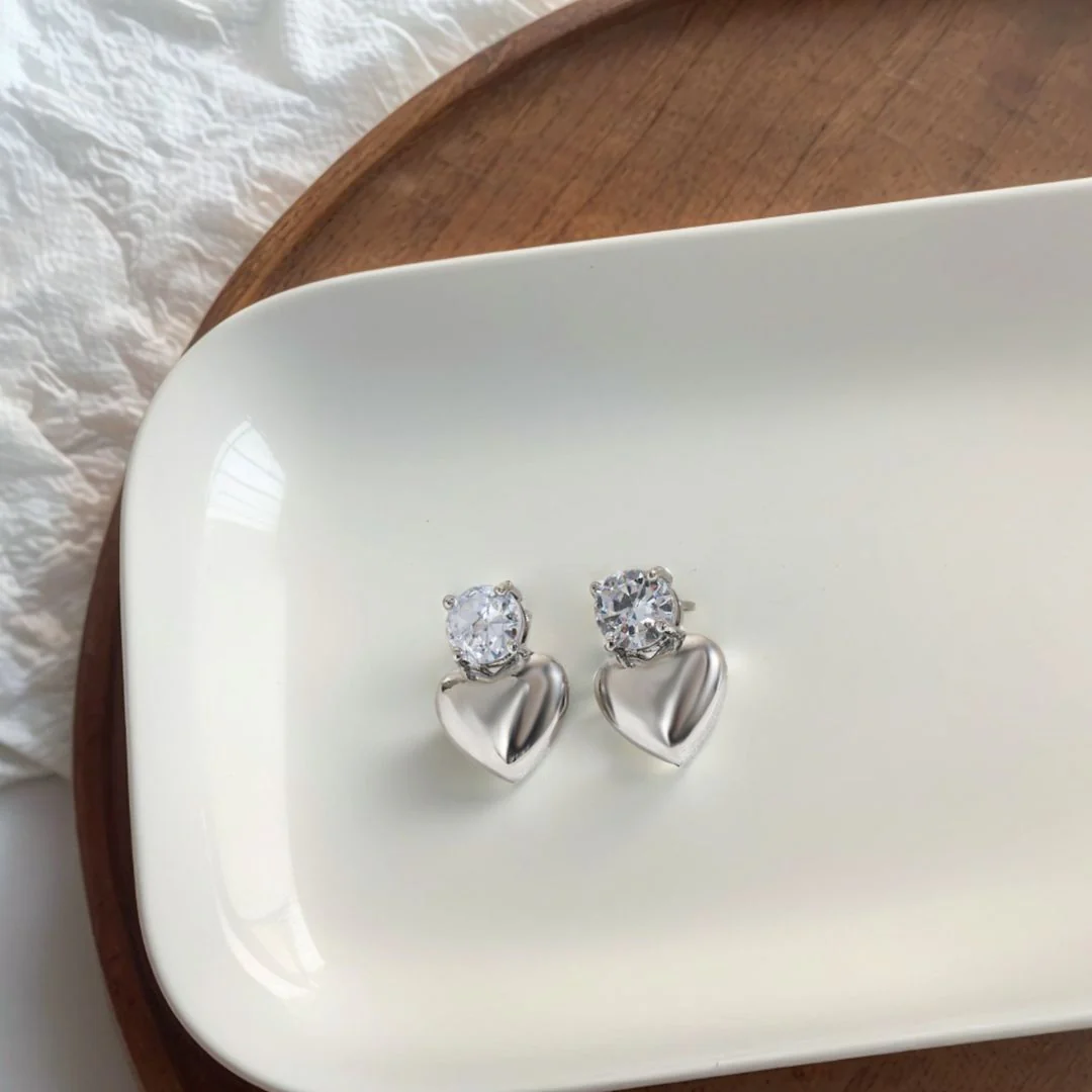 Little Hearts - Rhinestone Stud Earrings - Image 4