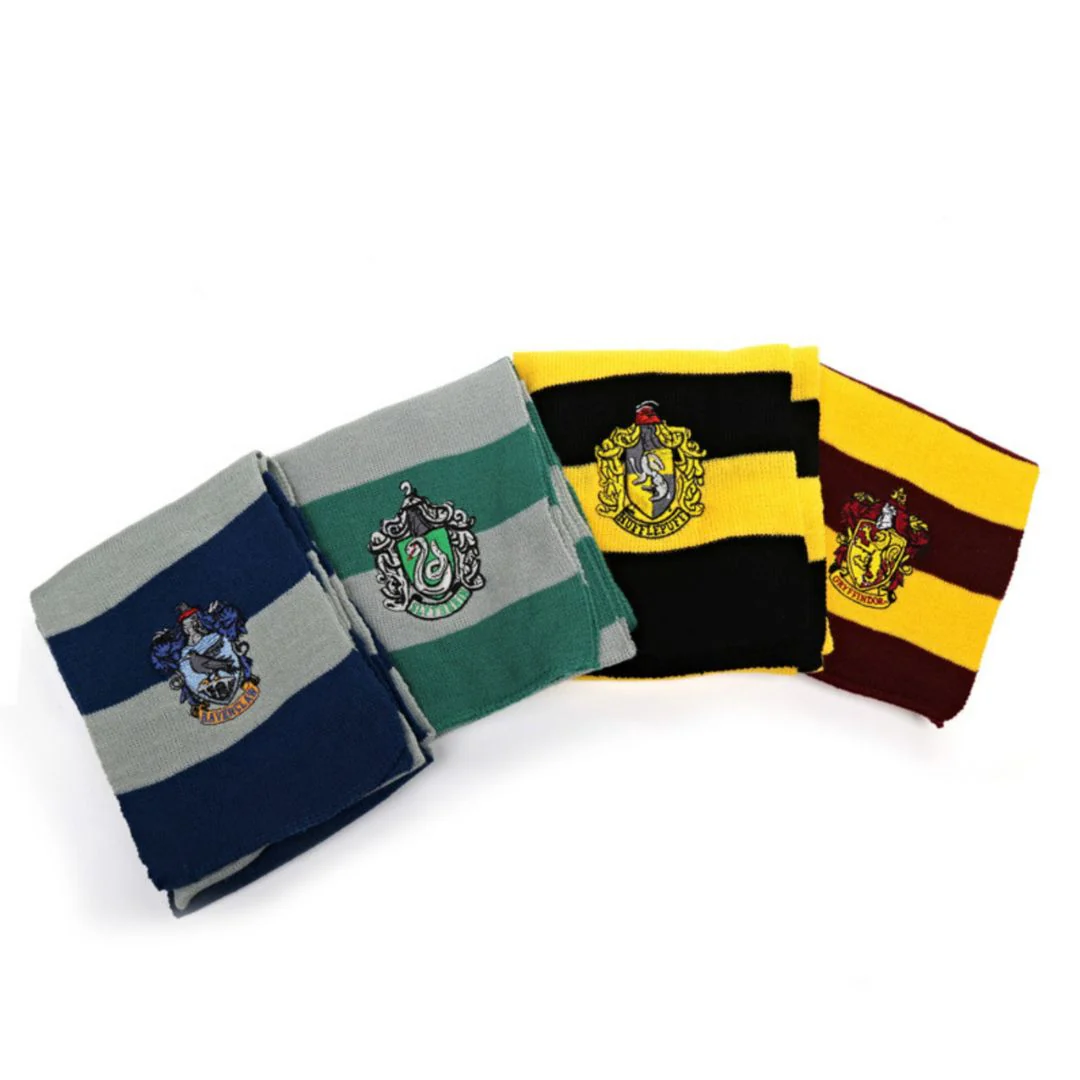 Official Harry Potter Scarf | Scarf with House Emblem for Cosplay - By CineReplicas - Image 6