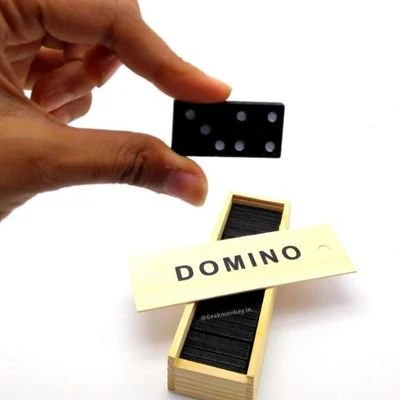 Mini Dominoes Game - Image 3