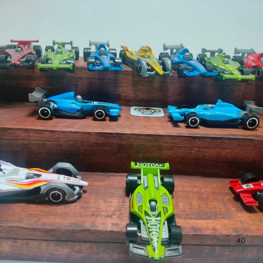 Miniature F1 Race Cars for Collectors (1 Piece) - Image 4