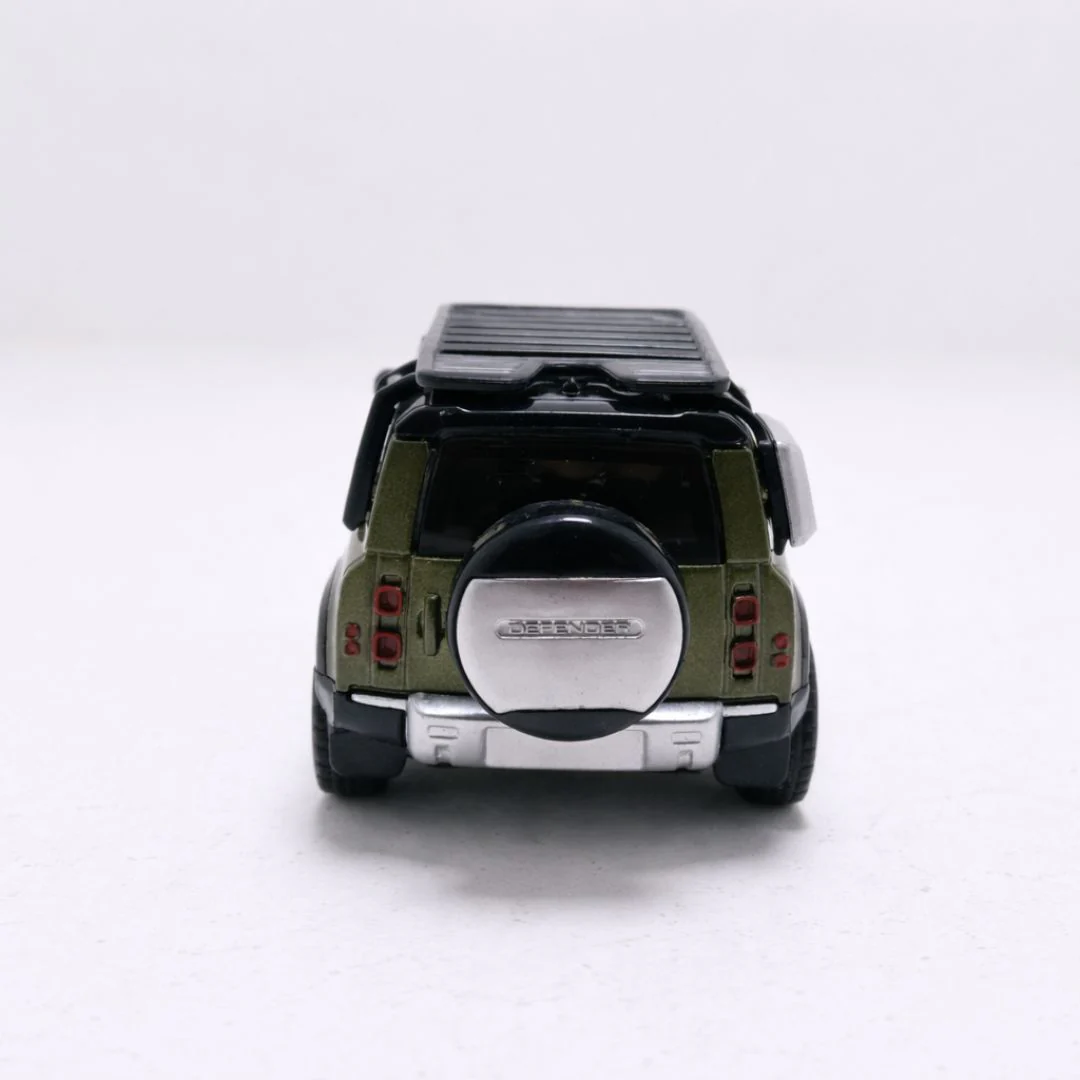 MSZ 2020 Land Rover Defender Official Licensed Diecast Collectible - Image 7