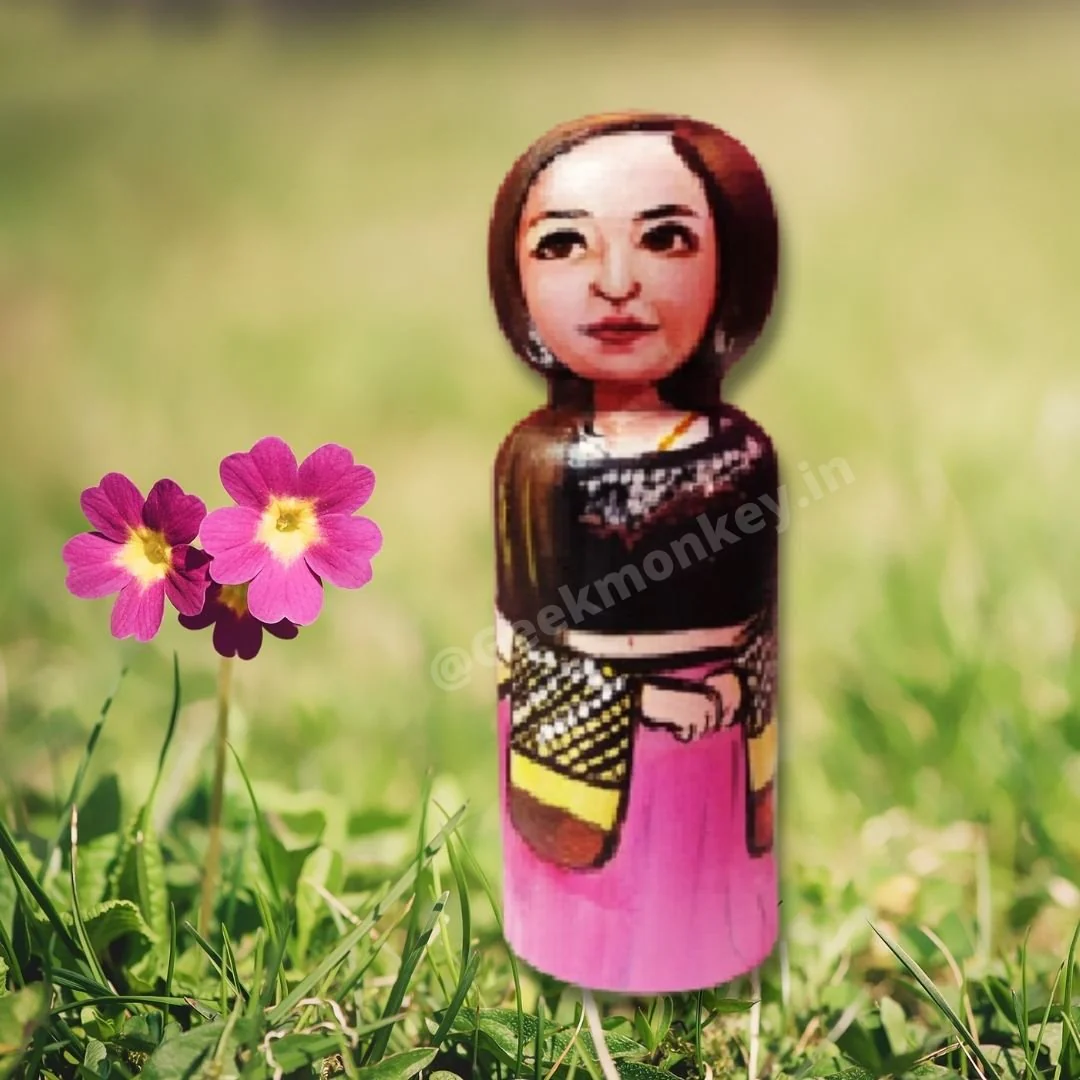 My Lilliputian - Custom Wooden Doll - Image 3