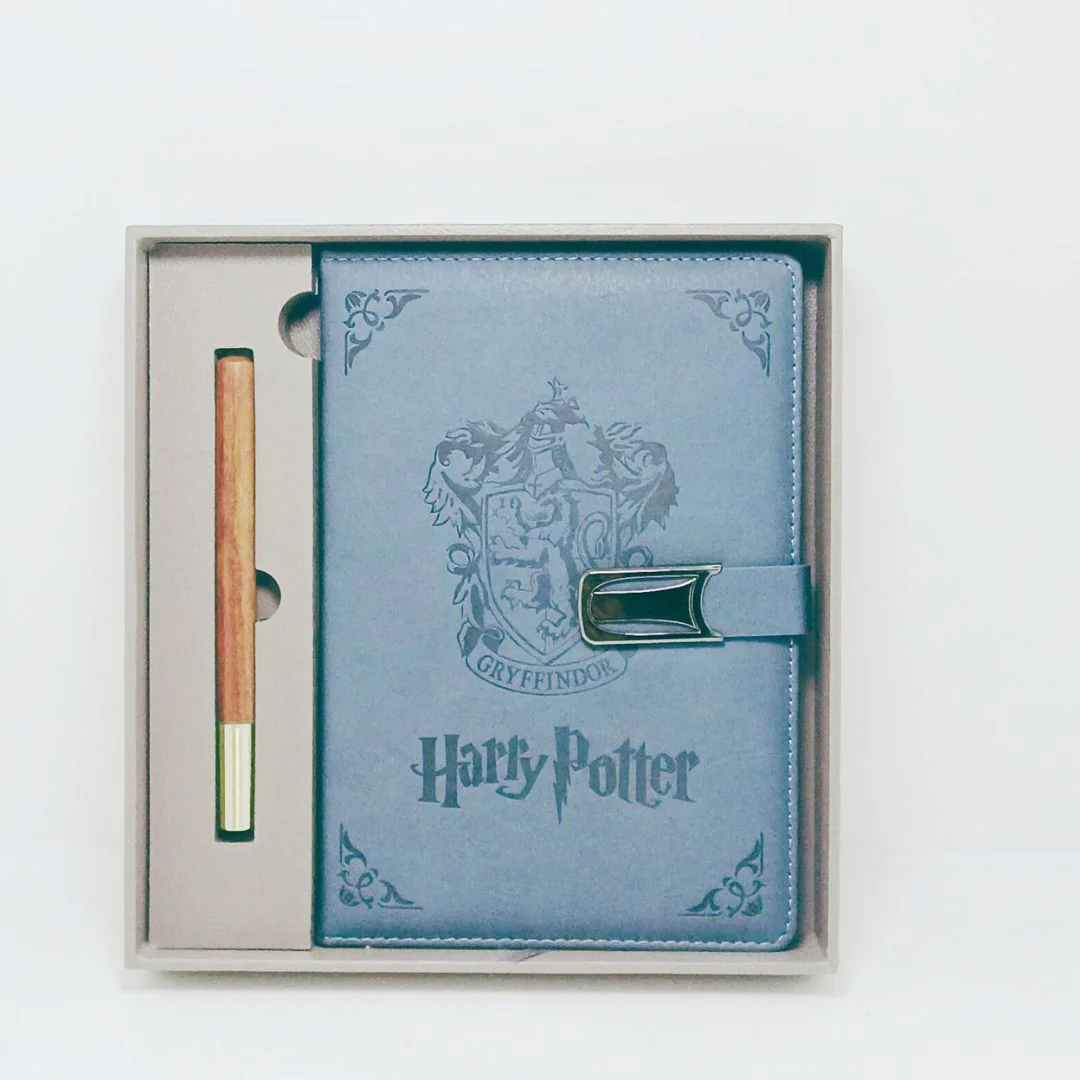 Harry Potter Premium Wizard Journal | Leather Notebook & Pen Gift Set - Image 2