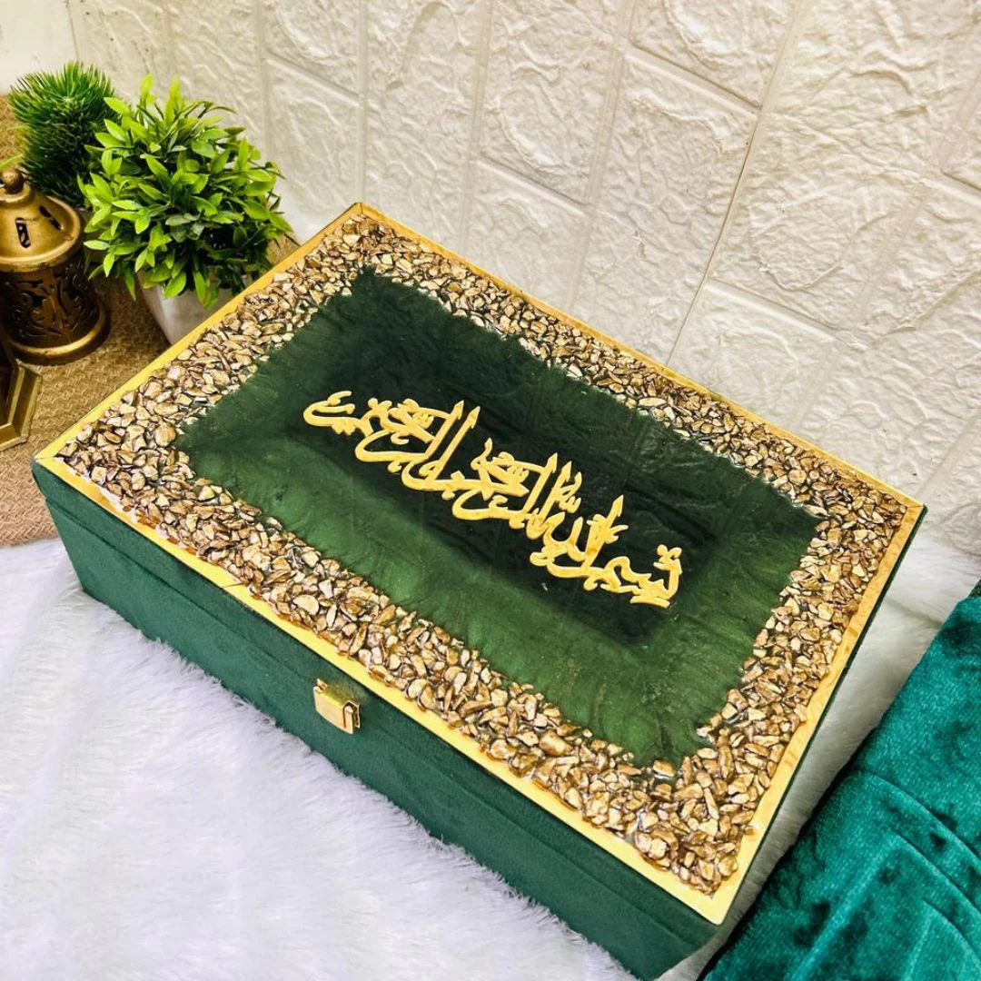 Premium Velvet Quran & Prayer Mat Gift Set | Islamic Gift for Her | Nikah Gift - Image 9
