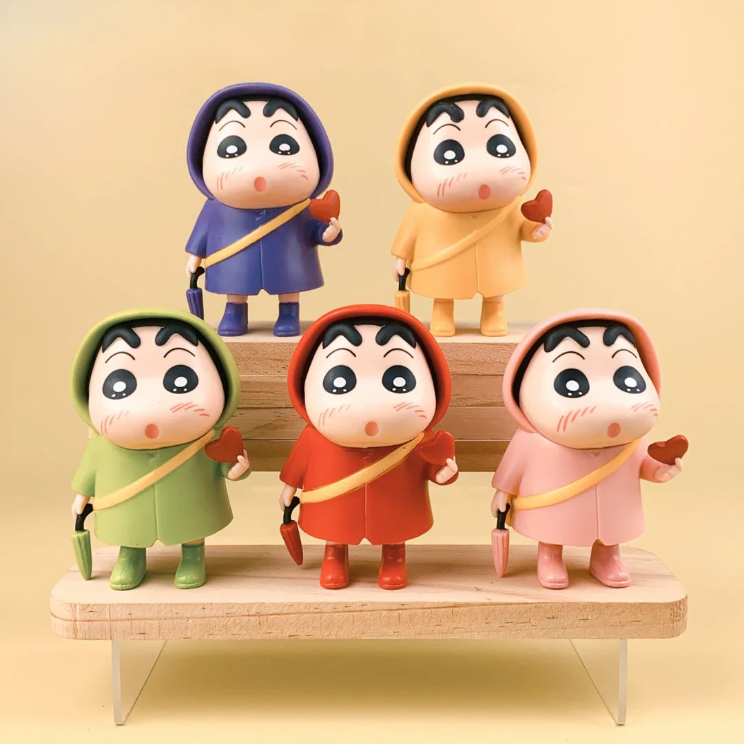 Shin Chan Love Figurine | ShinChan Drenched in Love