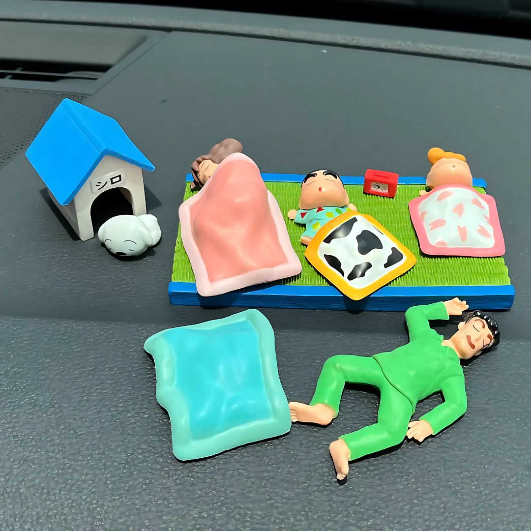 Cute Sleeping Shinchan Family Figurines [With Removable Blankets] | Gifts for Teens - Image 5