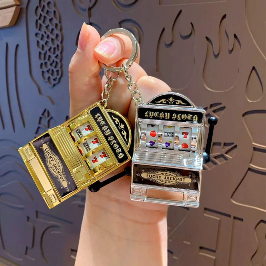Mini Slot Machine Keychain | Fun & Portable Arcade Toy - Image 3