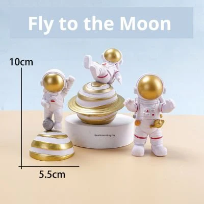 SpaceMen Desktop Statue - Set of 3 - Image 2