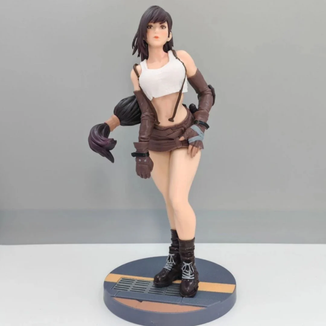 Tifa Lockhart Figurine | Final Fantasy VII Inspired Figure