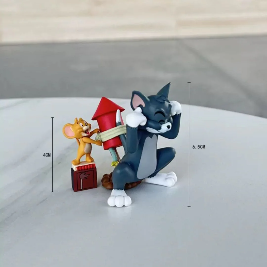 Tom n Jerry Firework Fiasco Figurine Set – Cartoon Collectible - Image 4