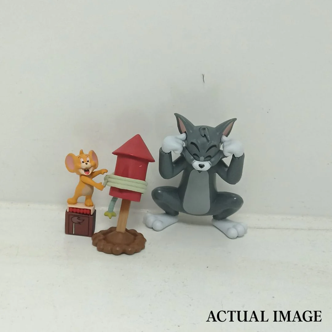 Tom n Jerry Firework Fiasco Figurine Set – Cartoon Collectible - Image 5