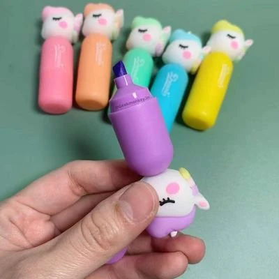 Unicorn Highlighter Pen (Random Color) - Set of 2 - Image 3