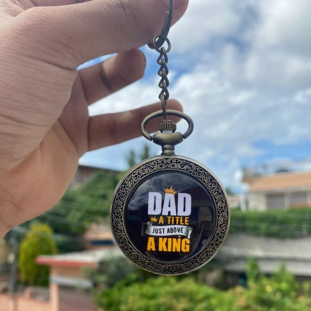 Vintage Pocket Watch Keychain for Dad | Timeless Gift for Father - Image 3